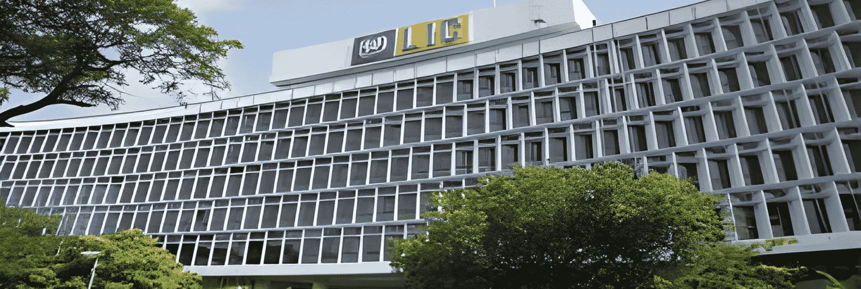 LIC share price rises after strong Q3 FY26 results and profit growth
