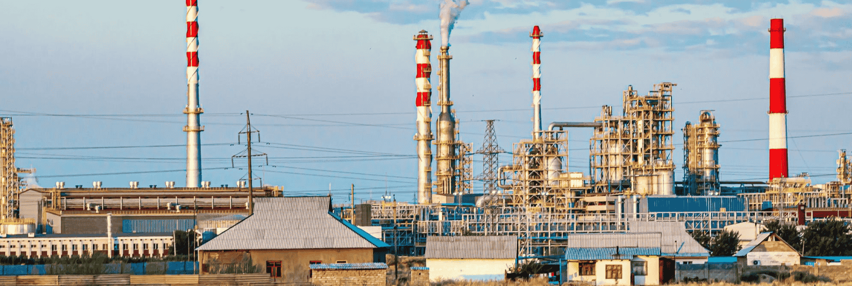 BHEL share price hits 52 week high on strong FY26 revenue growth and large order inflows in Indian power and infrastructure sector